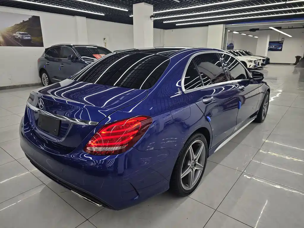 Mercedes-Benz C-Class 2018 — фото 17