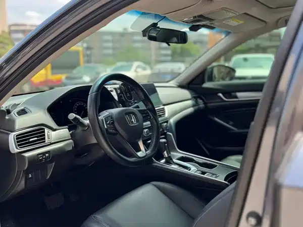 Honda Accord 2022