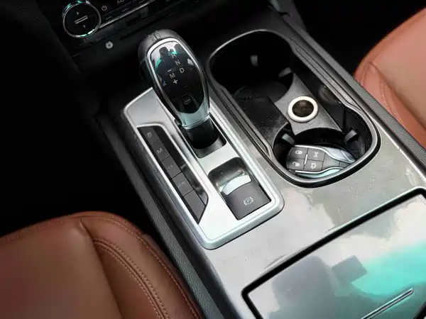 Maserati Ghibli 2015