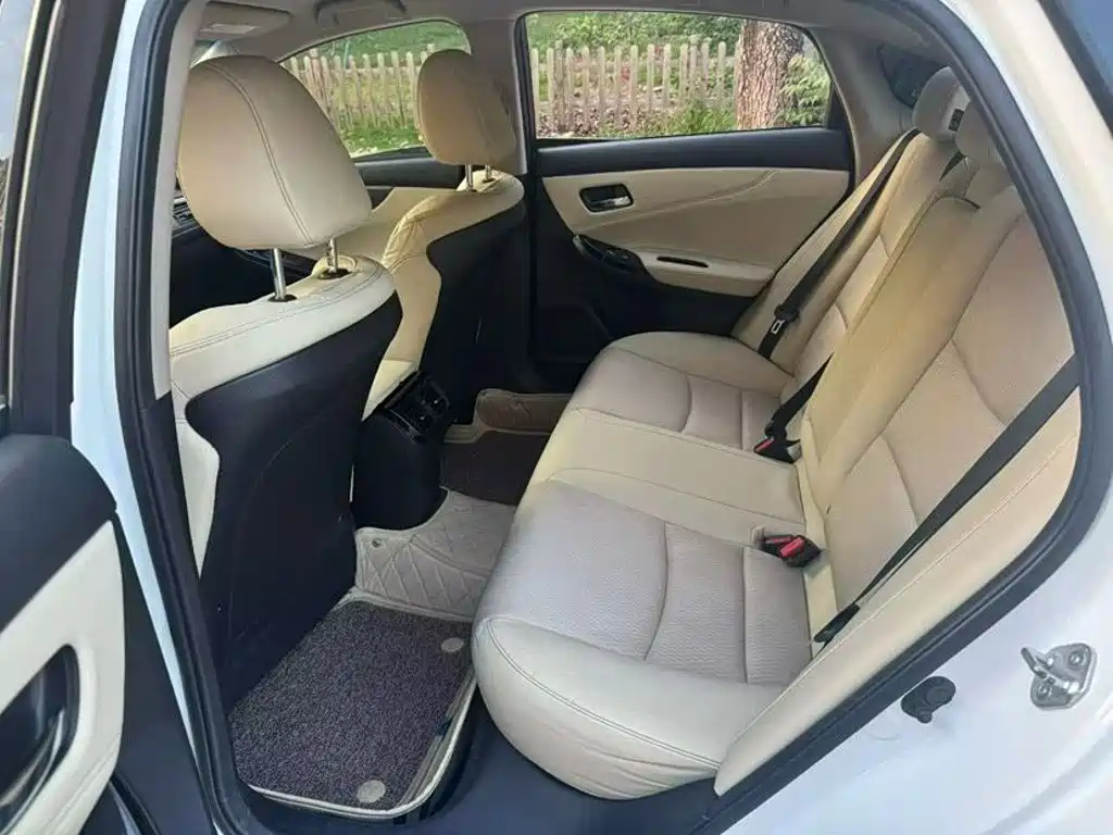 Honda Spirior 2017 — фото 5