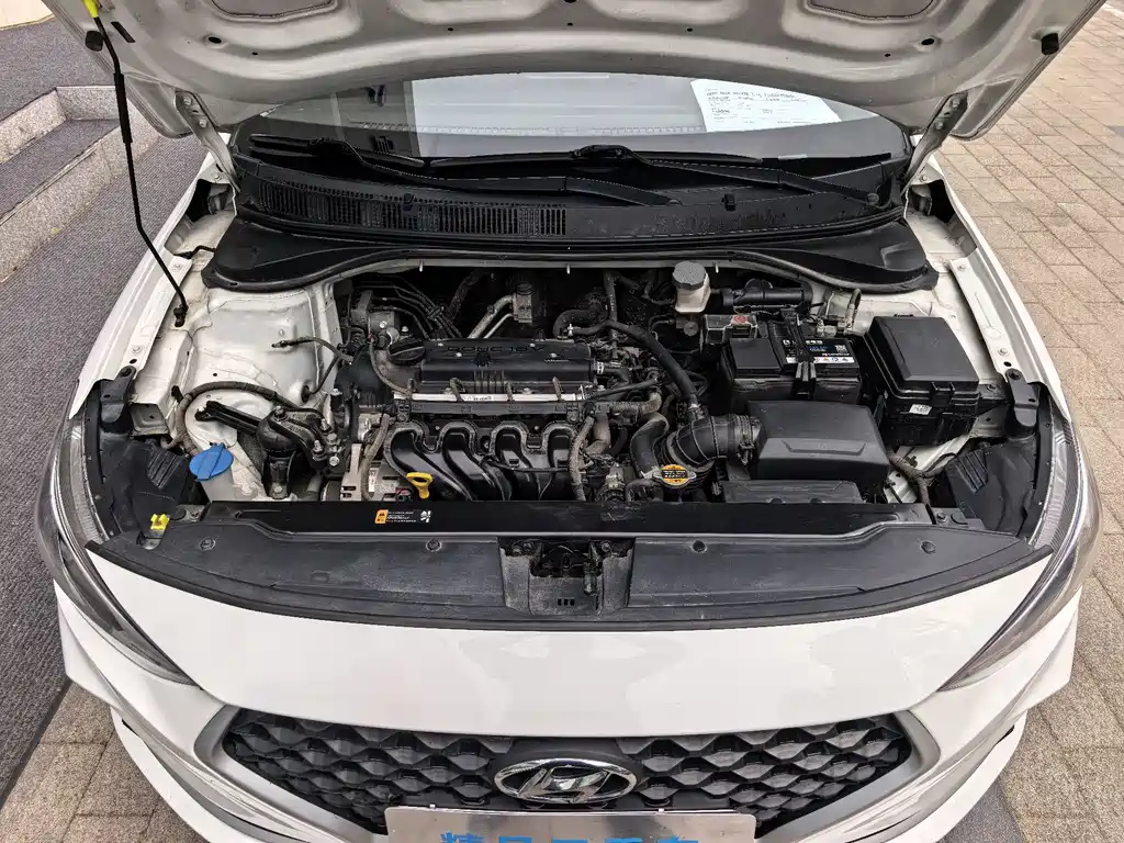 Hyundai Elantra 2019 — фото 22
