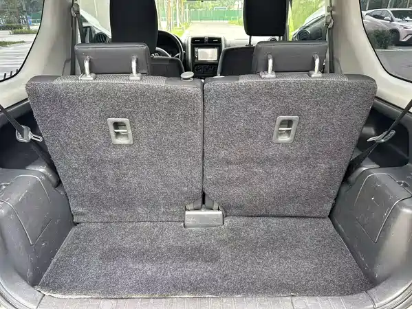 Suzuki Jimny 2013