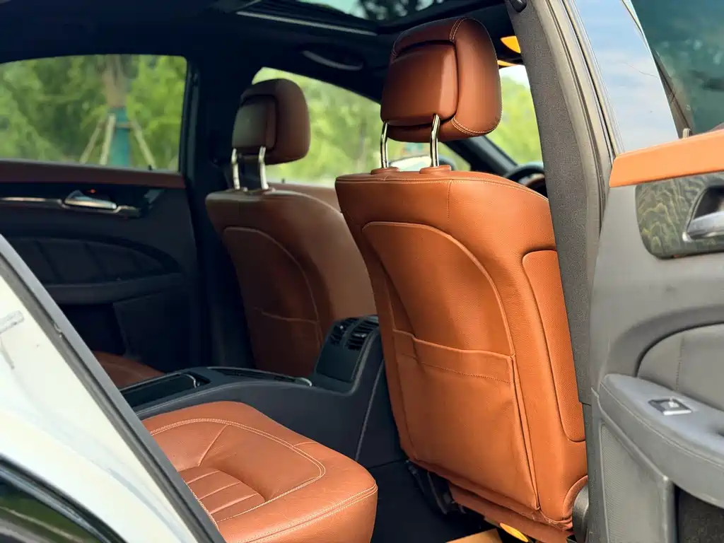 Mercedes-Benz CLS 2017 — фото 16