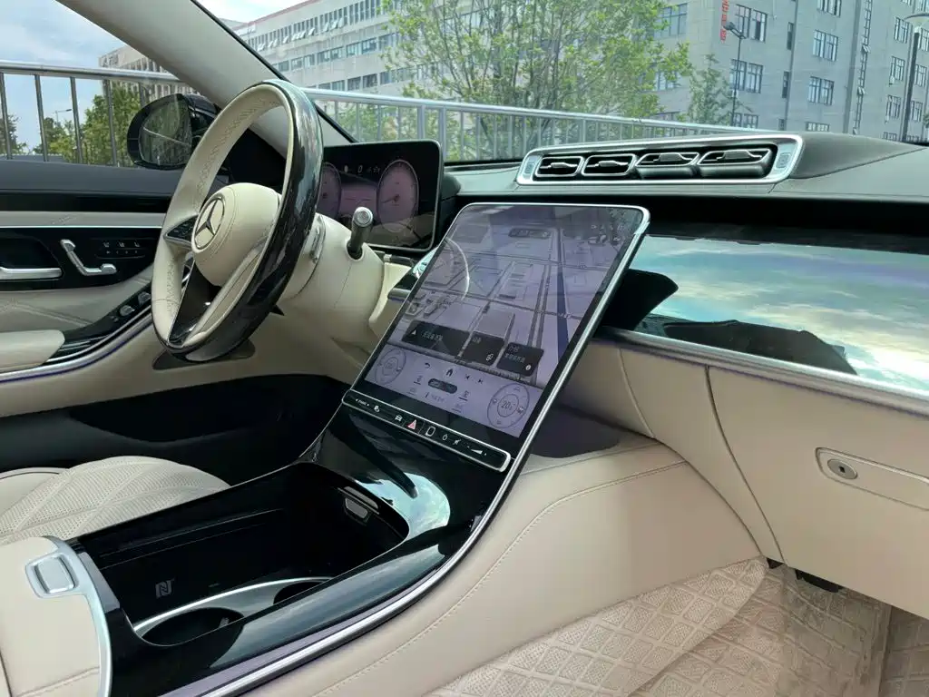Mercedes-Benz Maybach S-Class 2025 — фото 22
