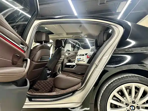 BMW 5 Series 2022