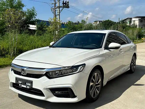 Honda Inspire 2020
