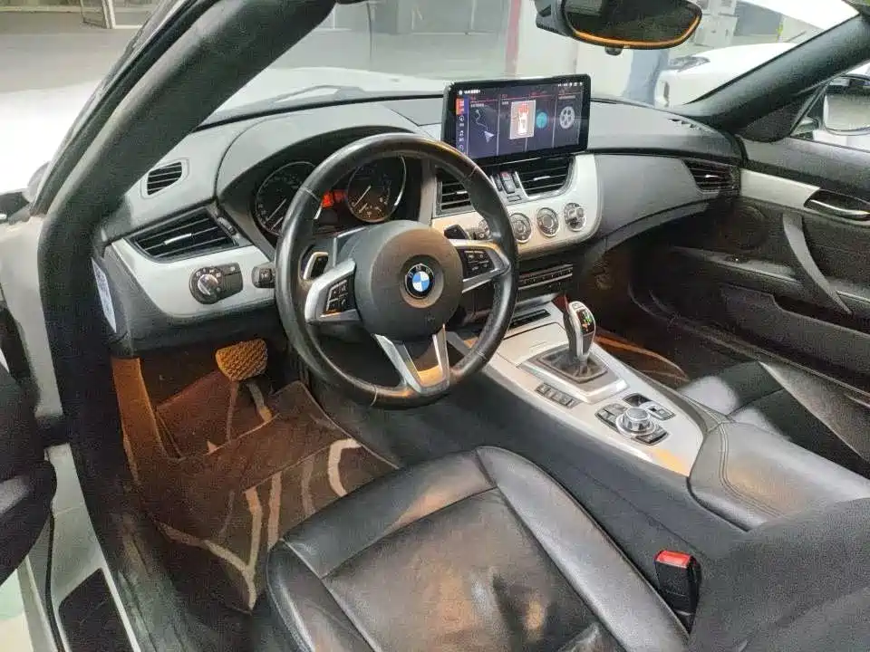 BMW Z4 2017 — фото 3