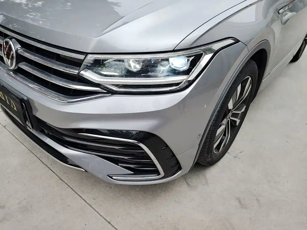 Volkswagen Tiguan L 2022 — фото 24