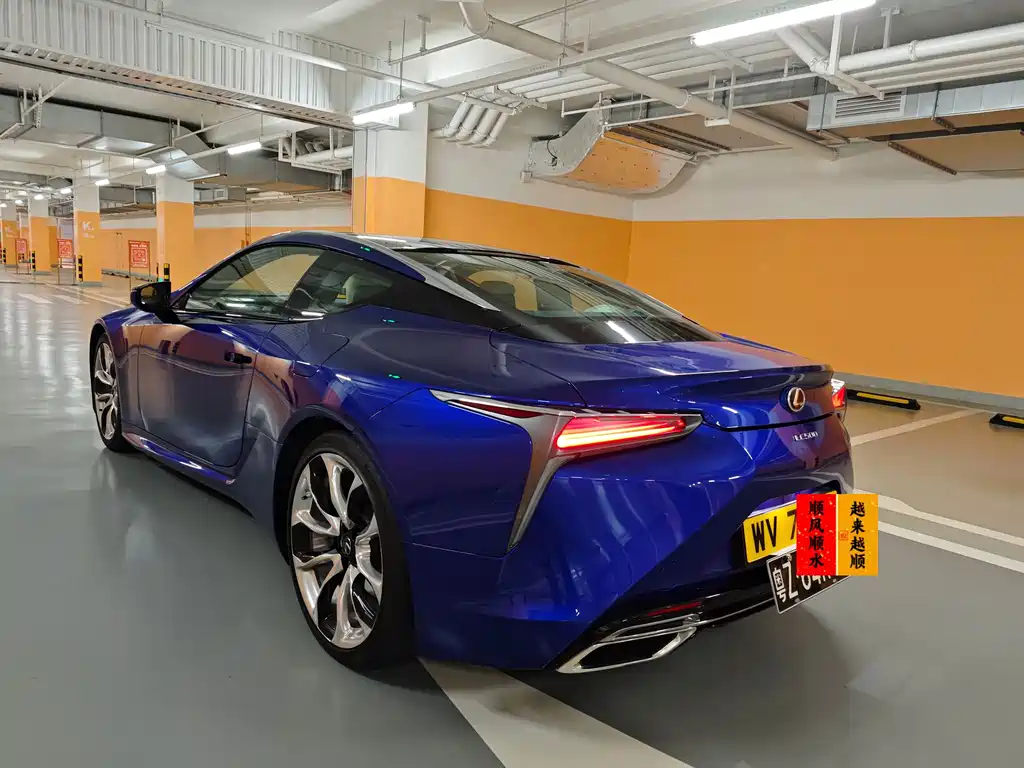 Lexus LC 2018 — фото 4