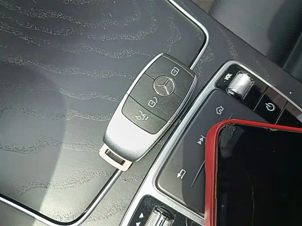 Mercedes-Benz C-Class 2020 — фото 9