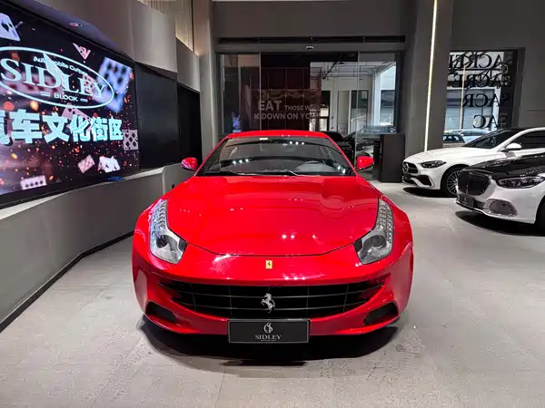 Ferrari FF 2012