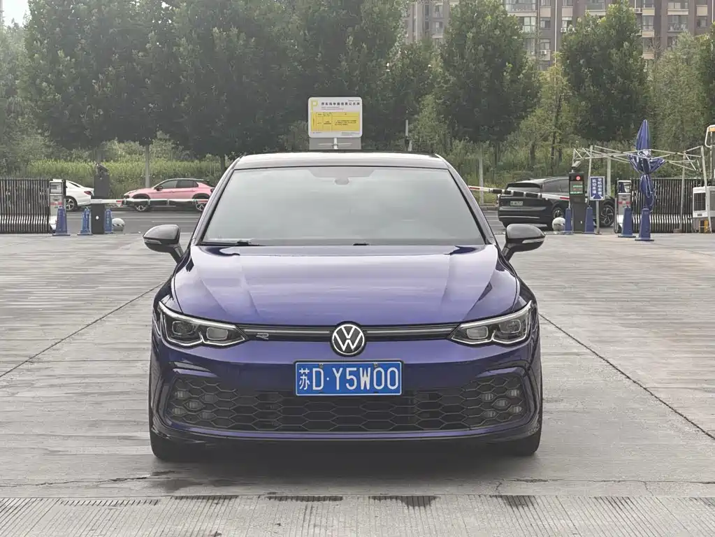 Volkswagen Golf 2023