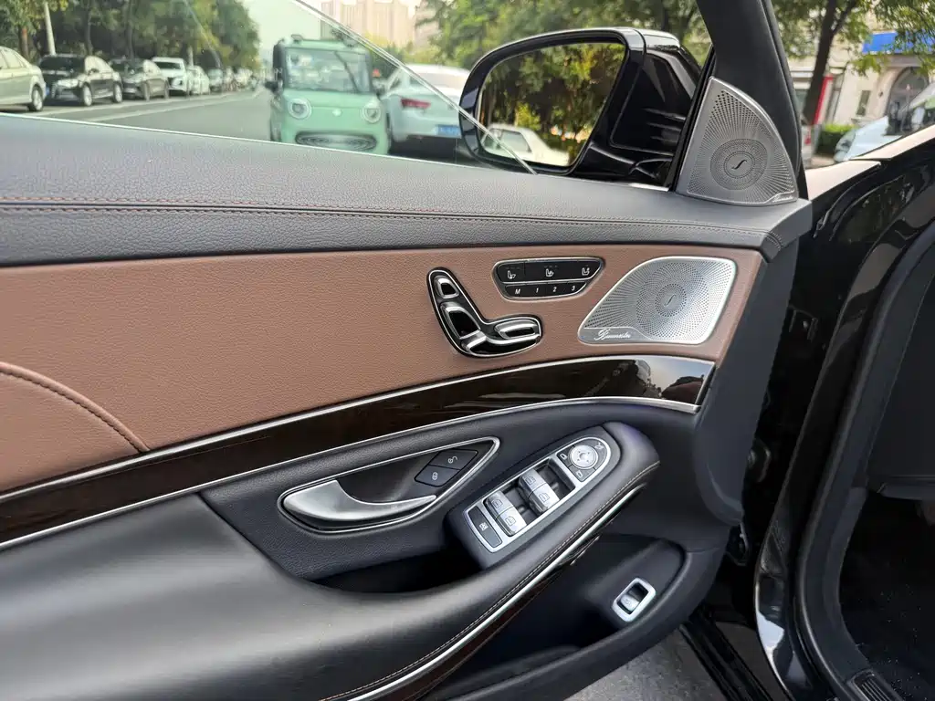 Mercedes-Benz Maybach S-Class 2019 — фото 3