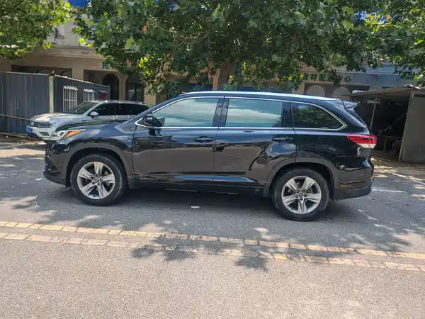 Toyota Highlander 2018