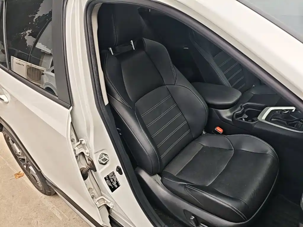 Toyota Wildlander 2023 — фото 25
