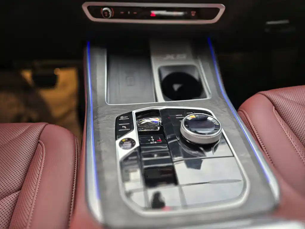 BMW X5 2023 — фото 10