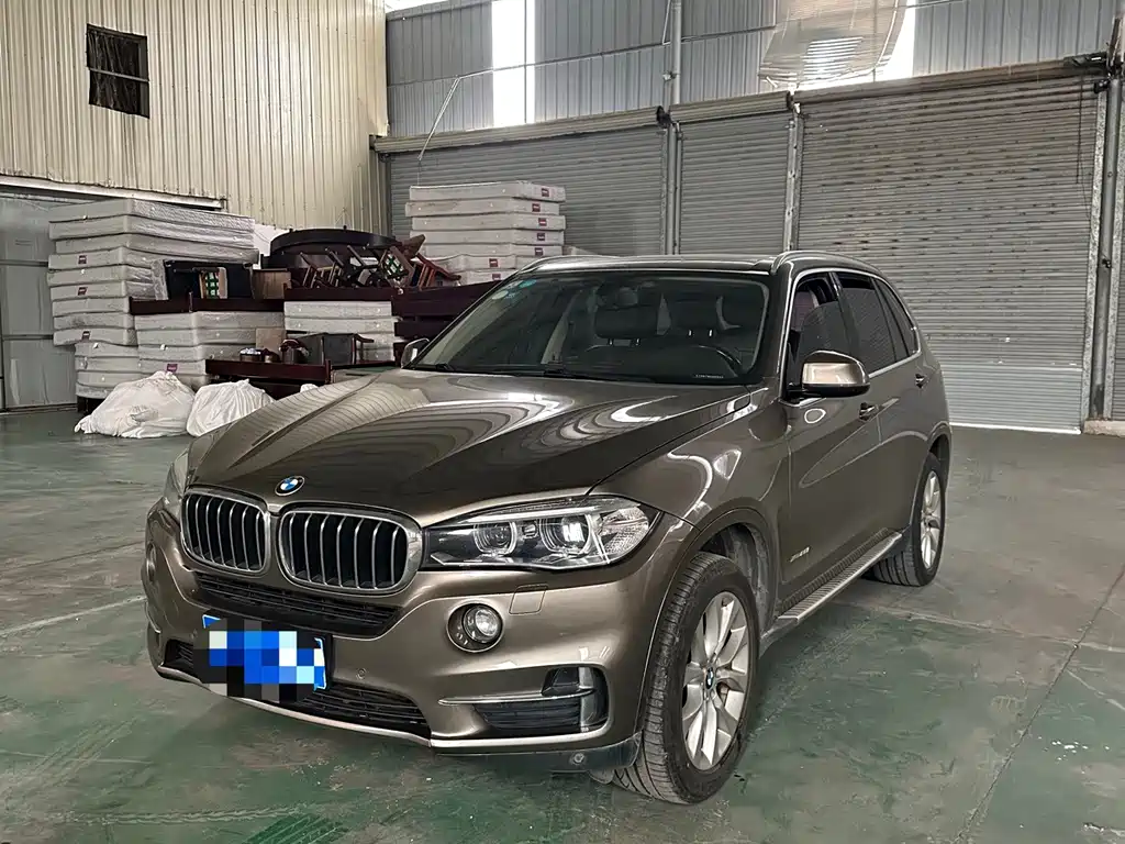 BMW X5 2018 — фото 1