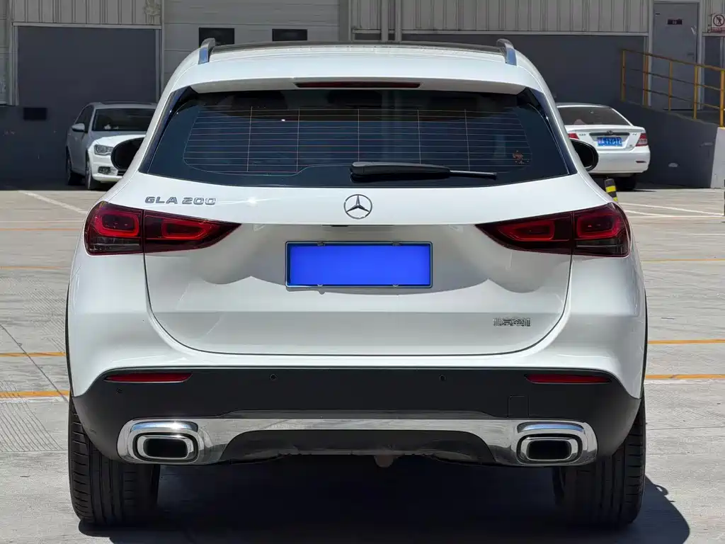 Mercedes-Benz GLA 2023 — фото 15