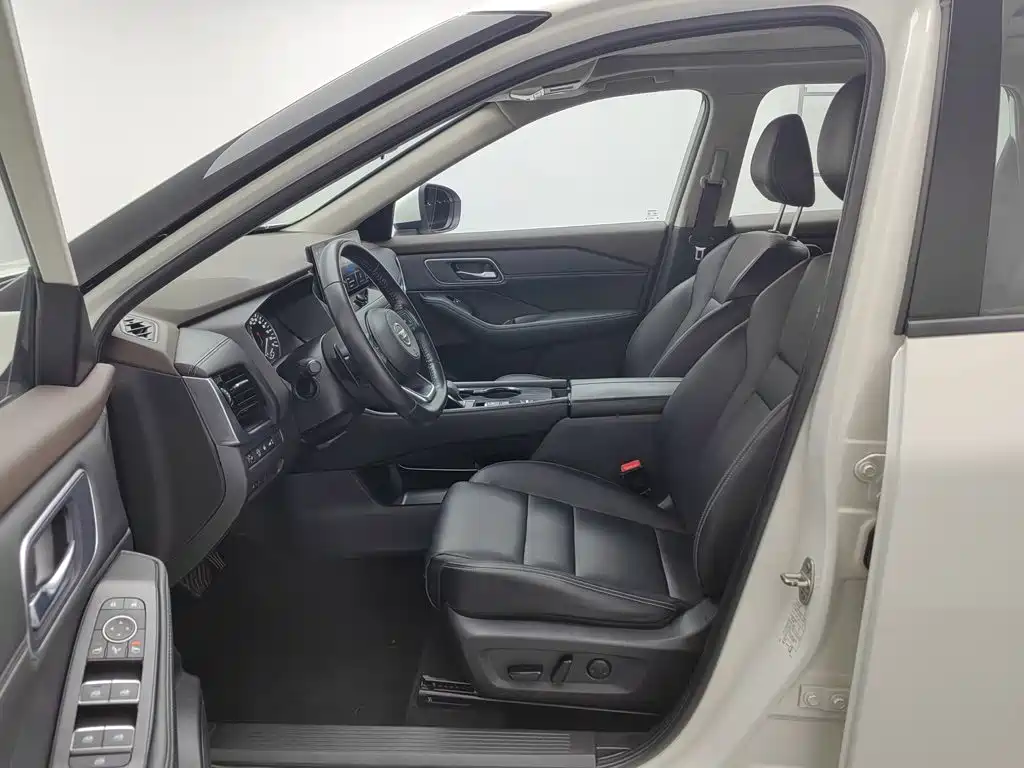 Nissan X-Trail 2022 — фото 10