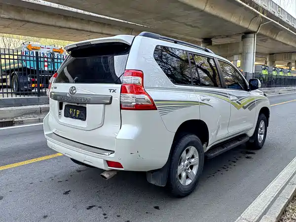 Toyota Prado 2015