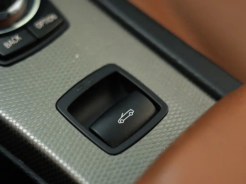 BMW 3 Series 2013 — фото 14