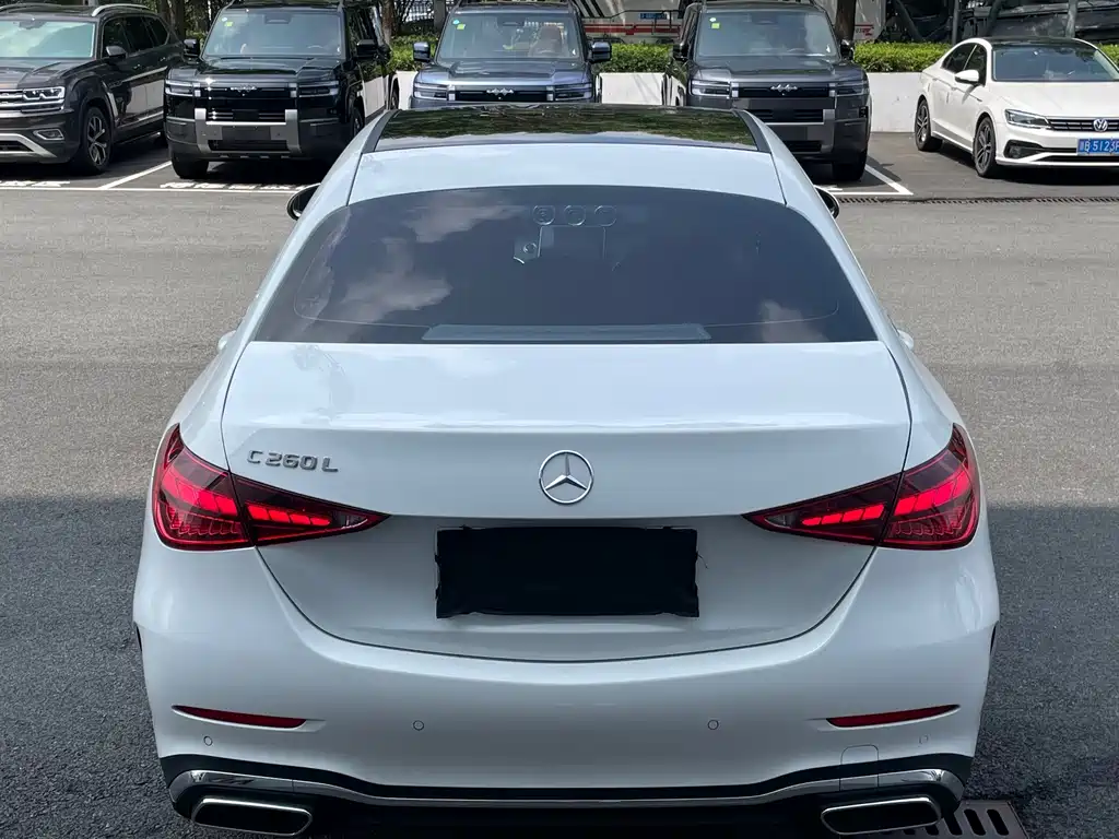 Mercedes-Benz C-Class 2023 — фото 20