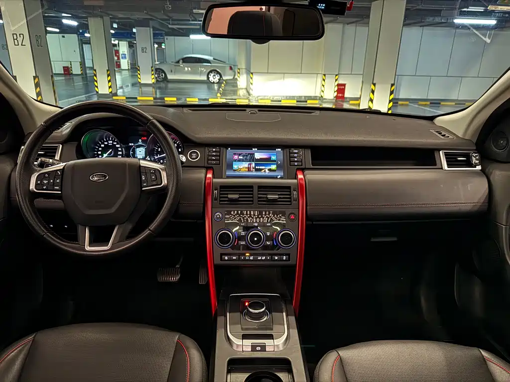 Land Rover Discovery Sport 2019 — фото 17