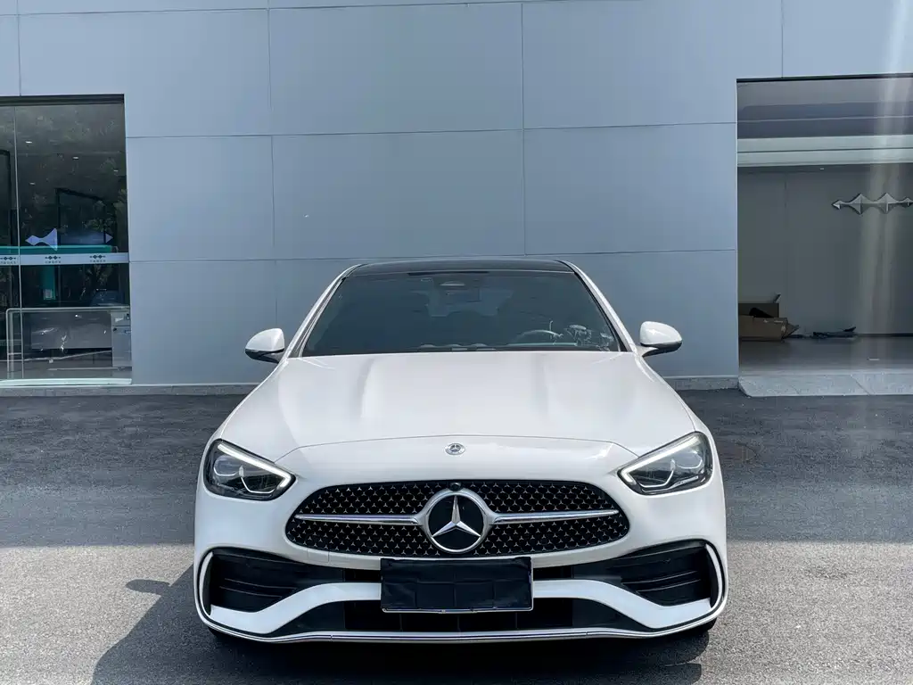 Mercedes-Benz C-Class 2023 — фото 2