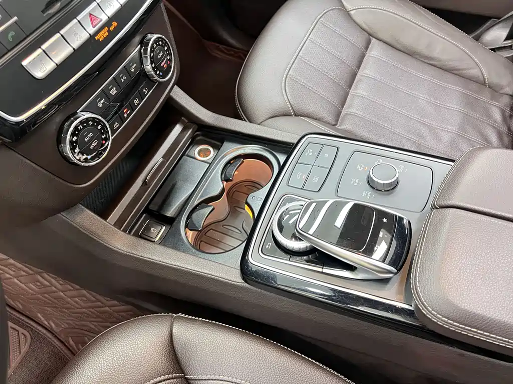 Mercedes-Benz GLS 2019 — фото 24