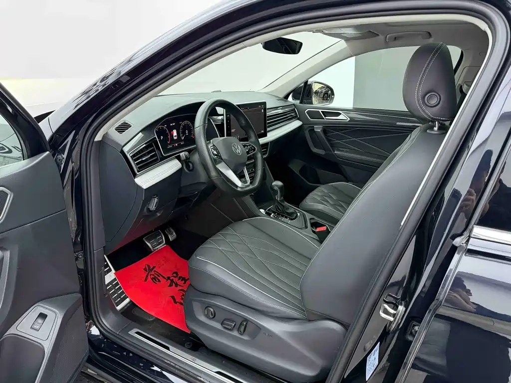 Volkswagen Tiguan L 2022 — фото 16