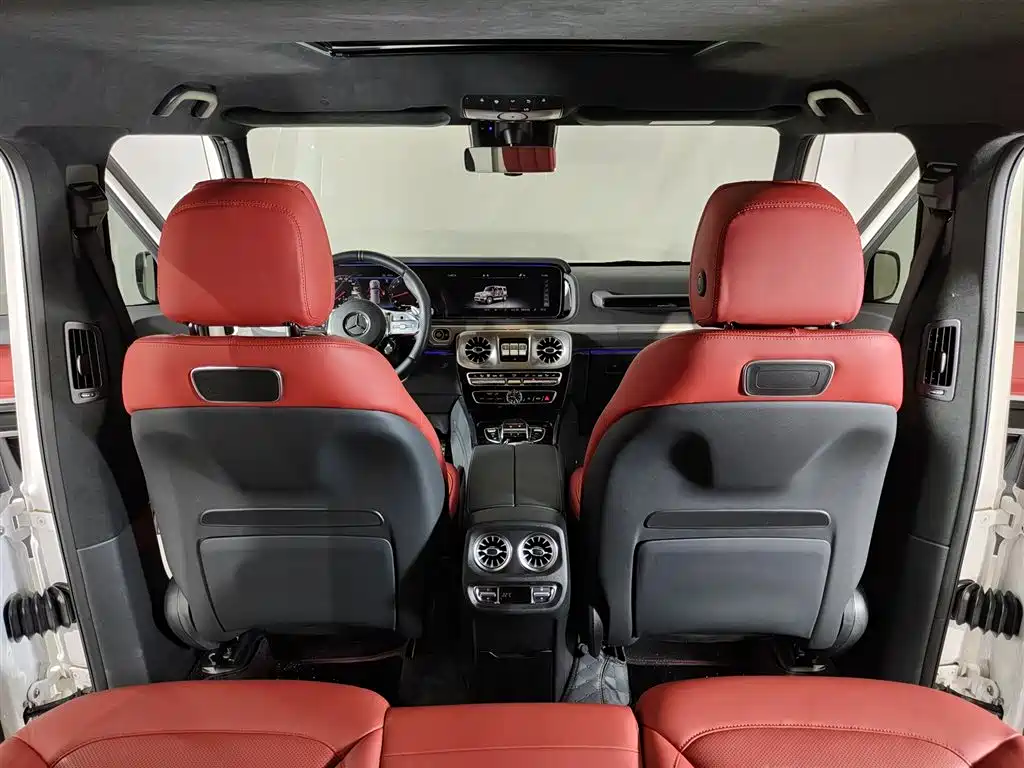 Mercedes-Benz G-Class AMG 2024 — фото 9