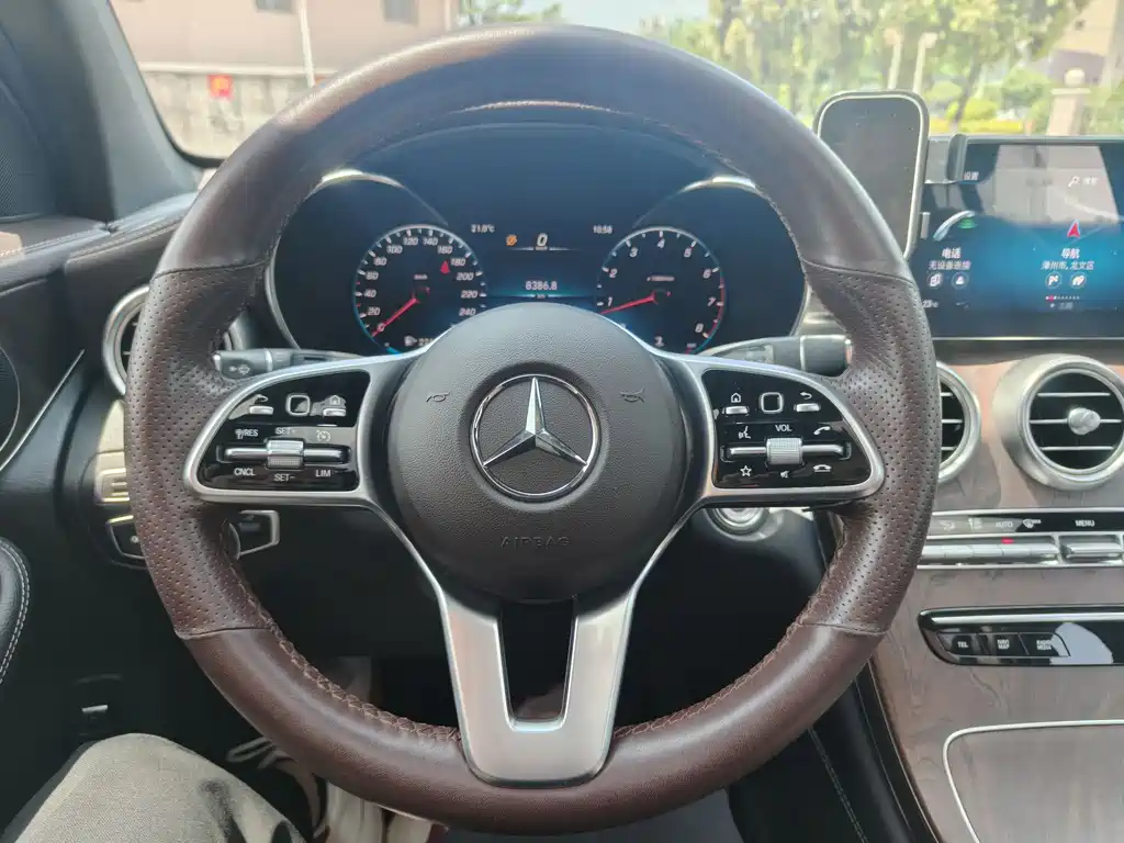 Mercedes-Benz GLC 2020 — фото 15