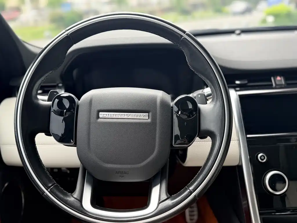 Land Rover Discovery Sport 2020 — фото 17
