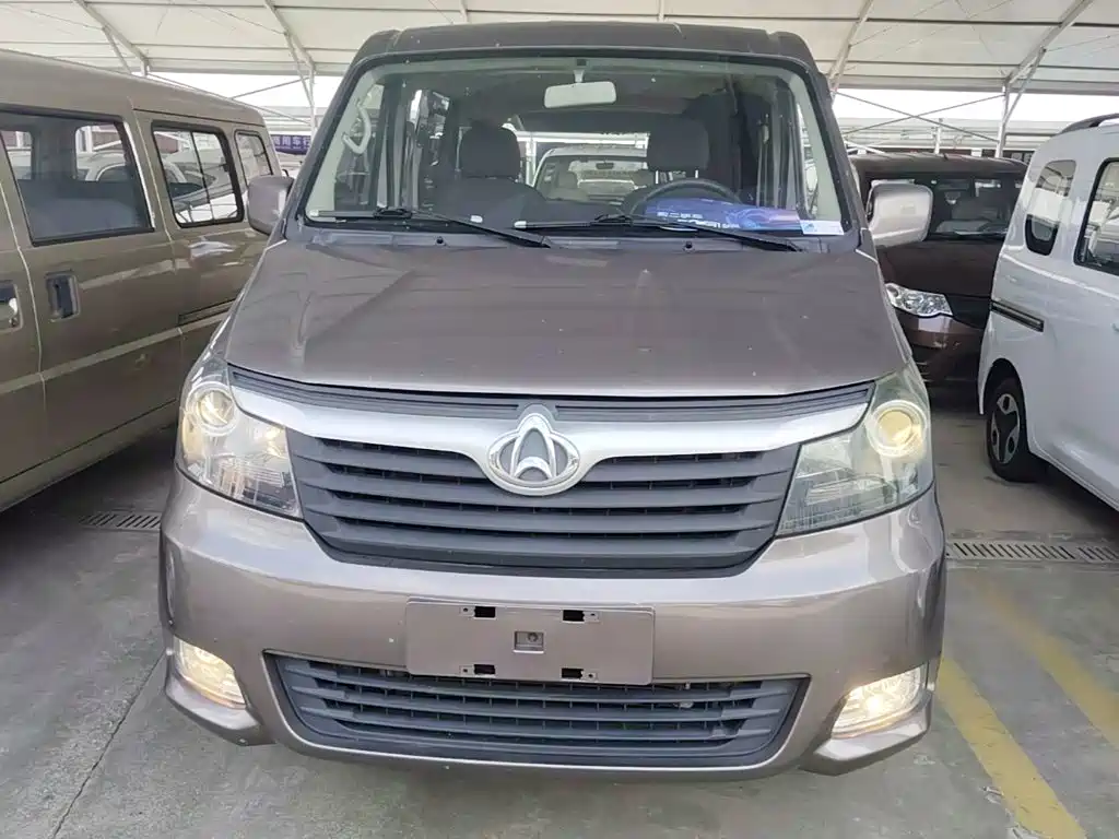 Changan Ruixing M70 2022 — фото 3