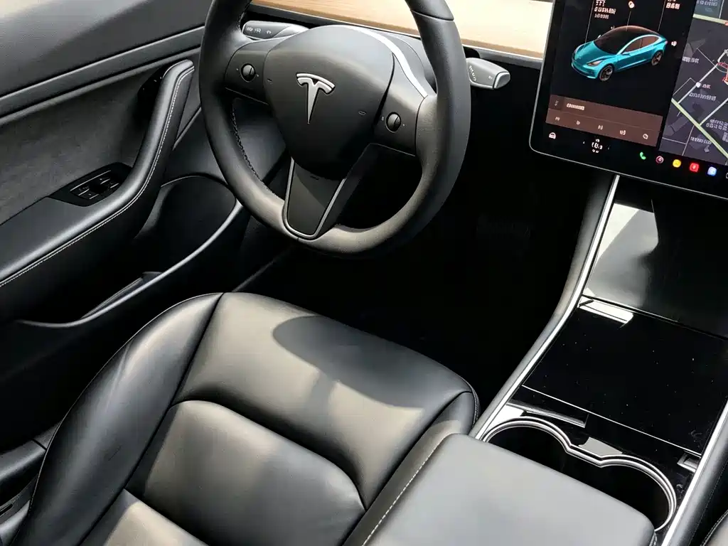 Tesla Model 3 2021 — фото 11