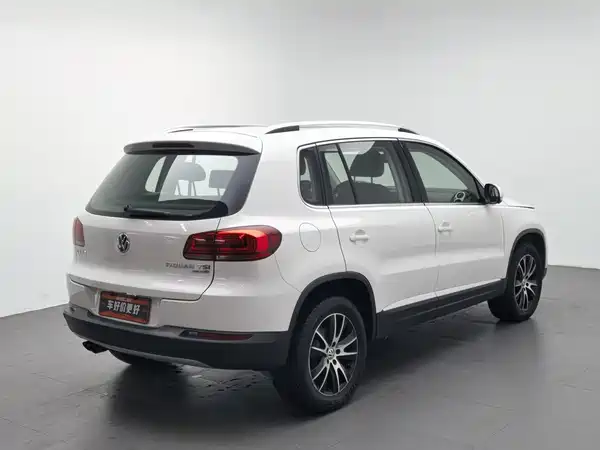 Volkswagen Tiguan 2015