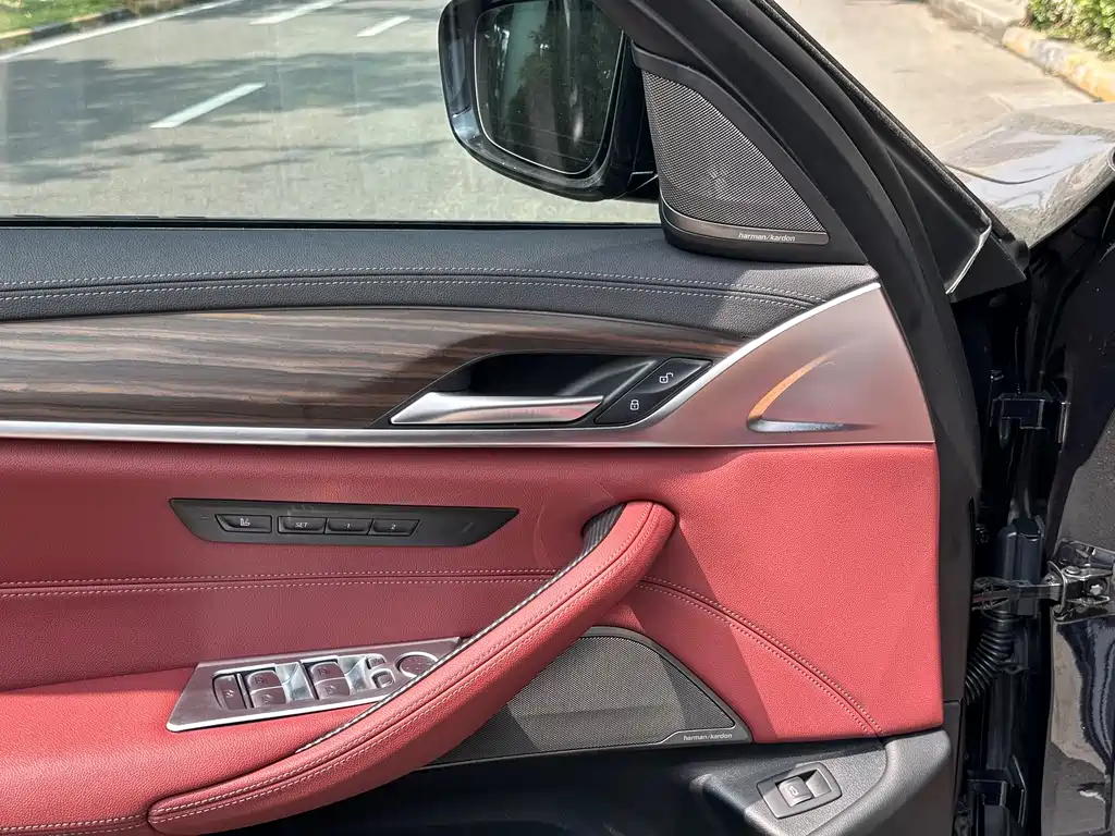 BMW 5 Series 2022