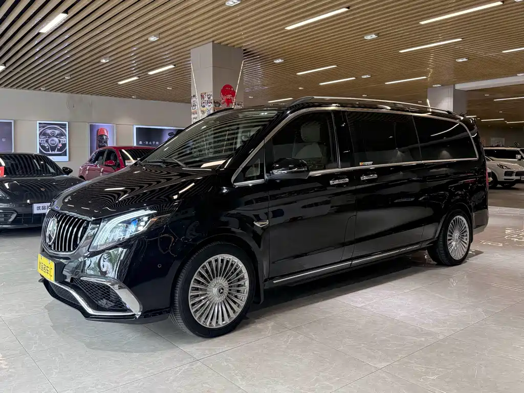 Mercedes-Benz Vito 2022 — фото 1