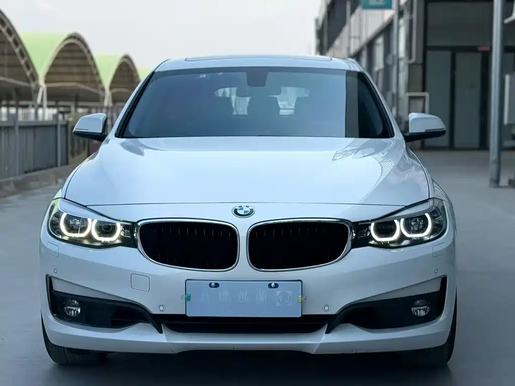 BMW 3 Series GT 2017 — фото 2