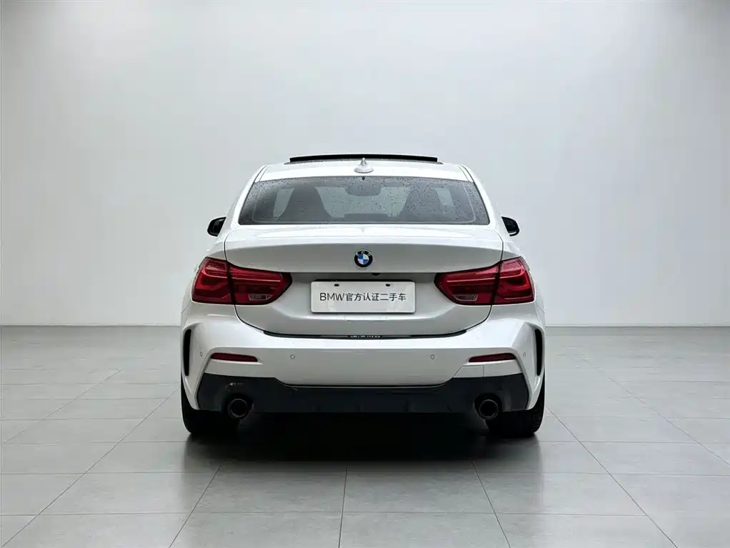 BMW 1 Series 2021