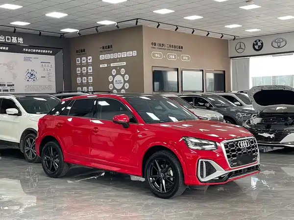 Audi Q2L 2022