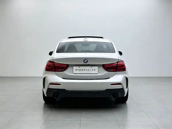 BMW 1 Series 2021
