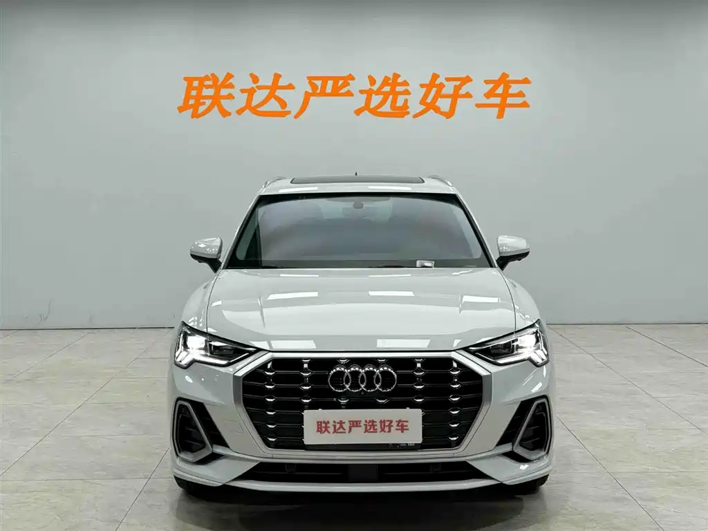 Audi Q3 2022 — фото 22