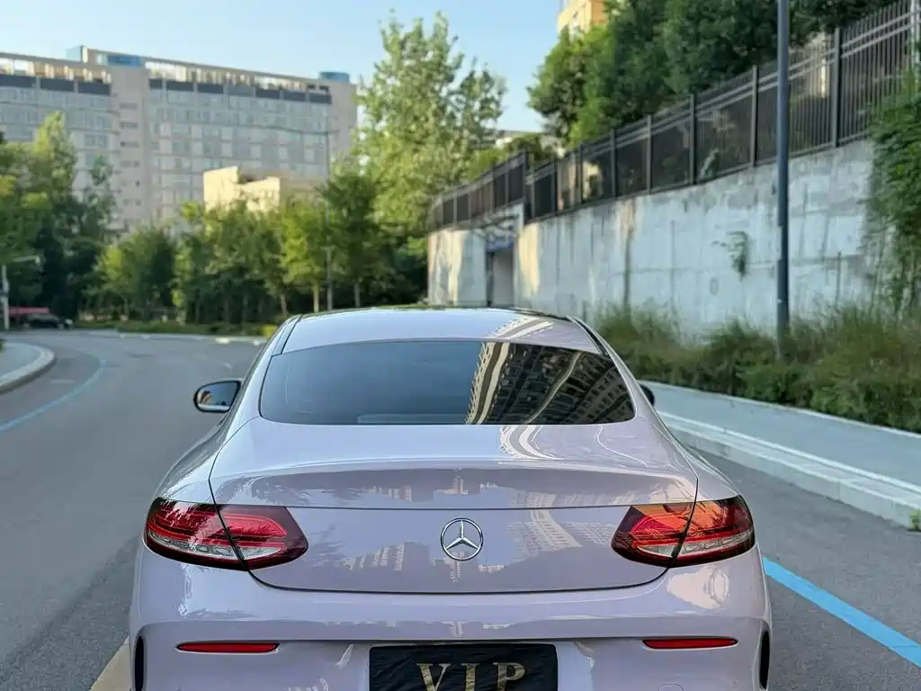 Mercedes-Benz C-Class 2021