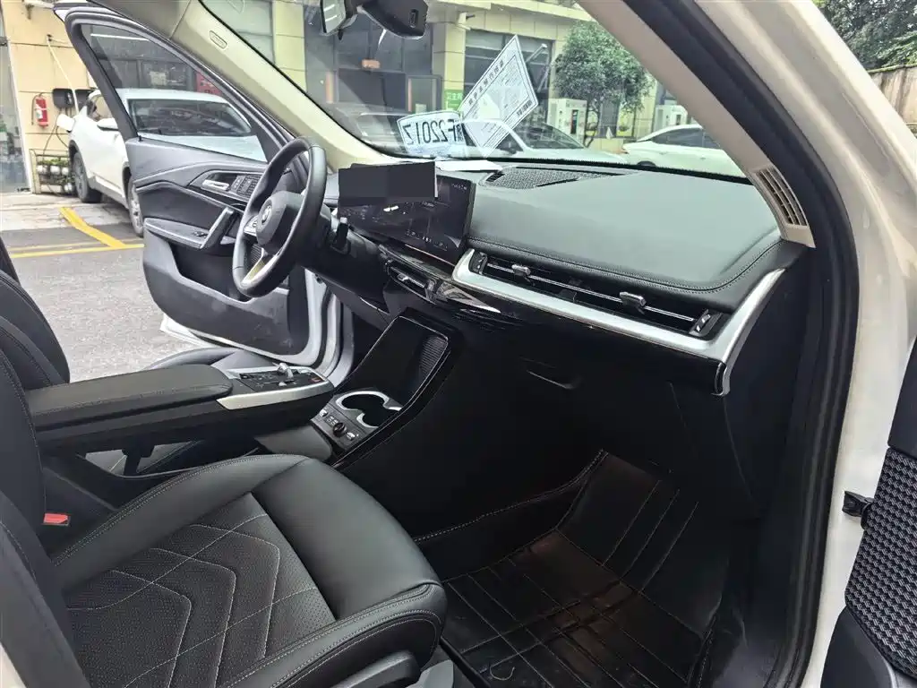 BMW X1 2023