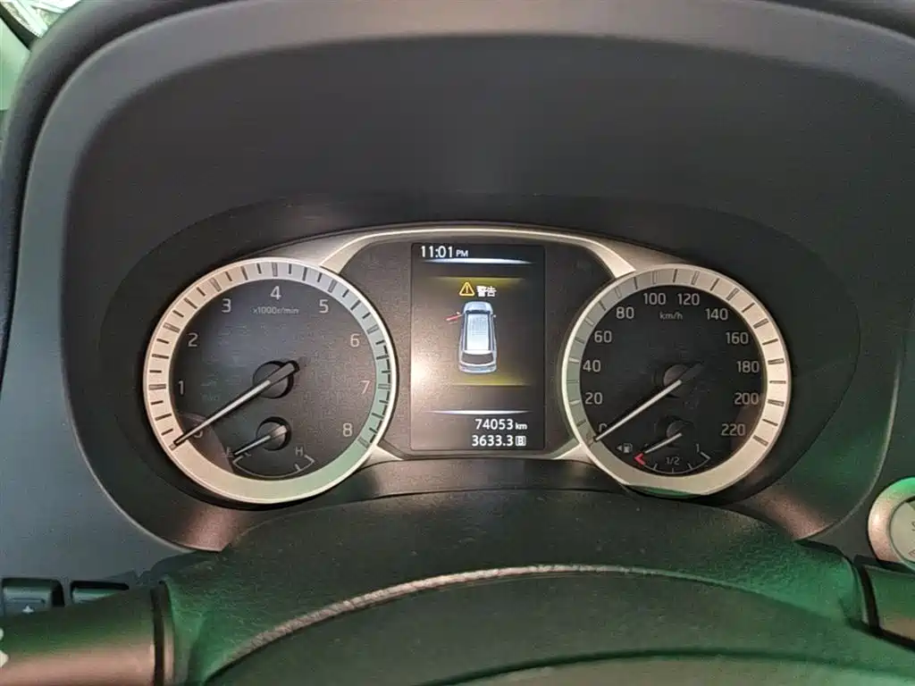 Nissan Terra 2018 — фото 12