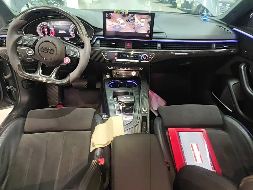 Audi A4L 2021