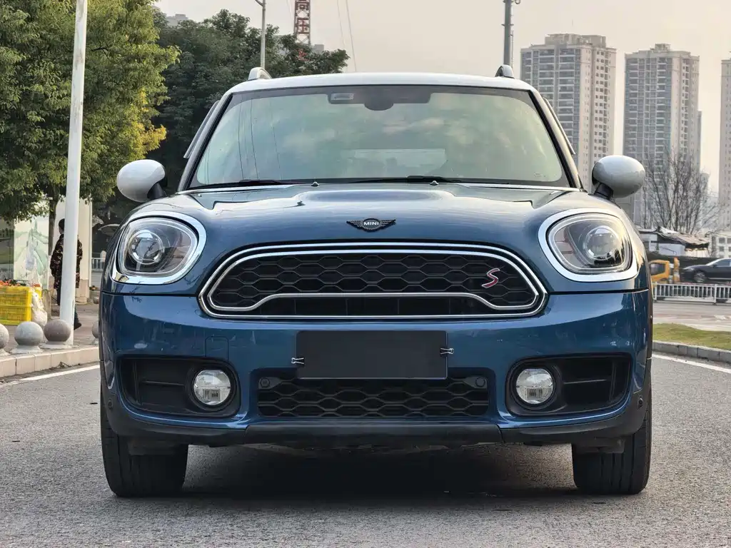 MINI Countryman 2019 — фото 2