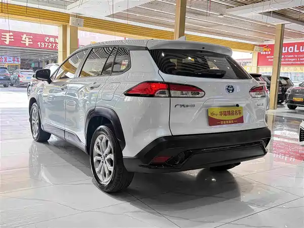 Toyota Frontlander 2024