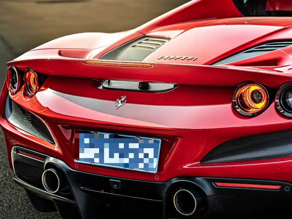 Ferrari F8 2021 — фото 4